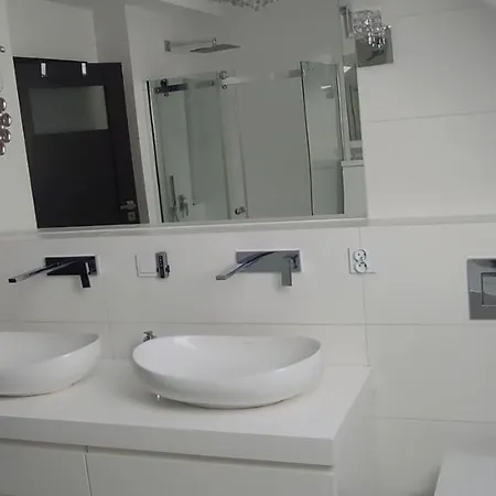 Nad Morzem Dom Wierzchucino