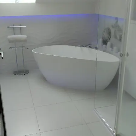 Nad Morzem Dom Wierzchucino