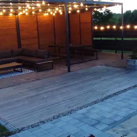 Nad Morzem Dom Wierzchucino